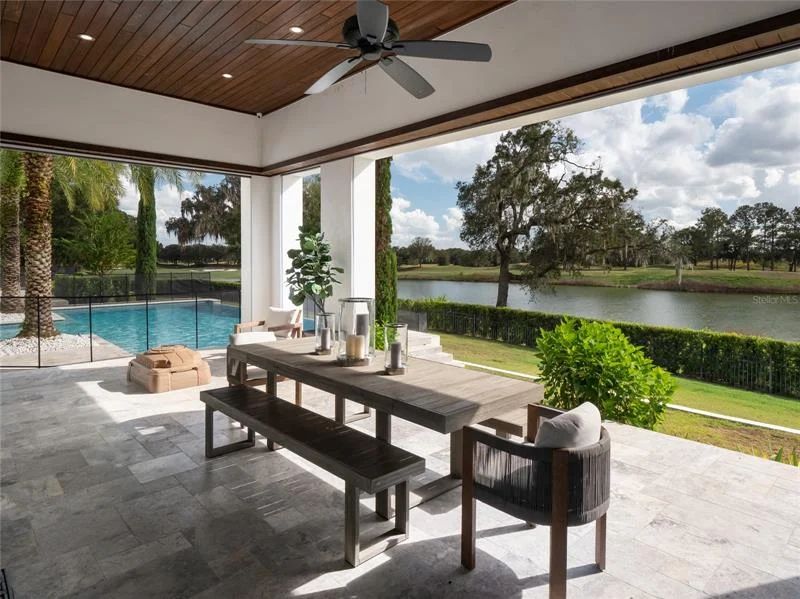 Large House in San Isidro de Heredia — 3